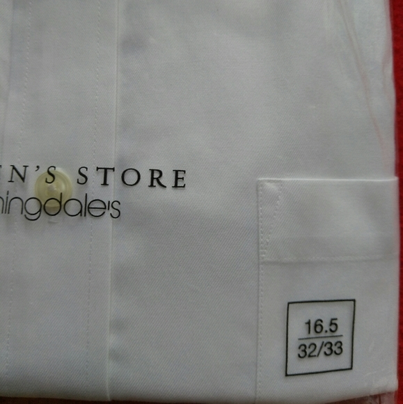 Bloomingdale's White Button Down - Picture 4 of 6